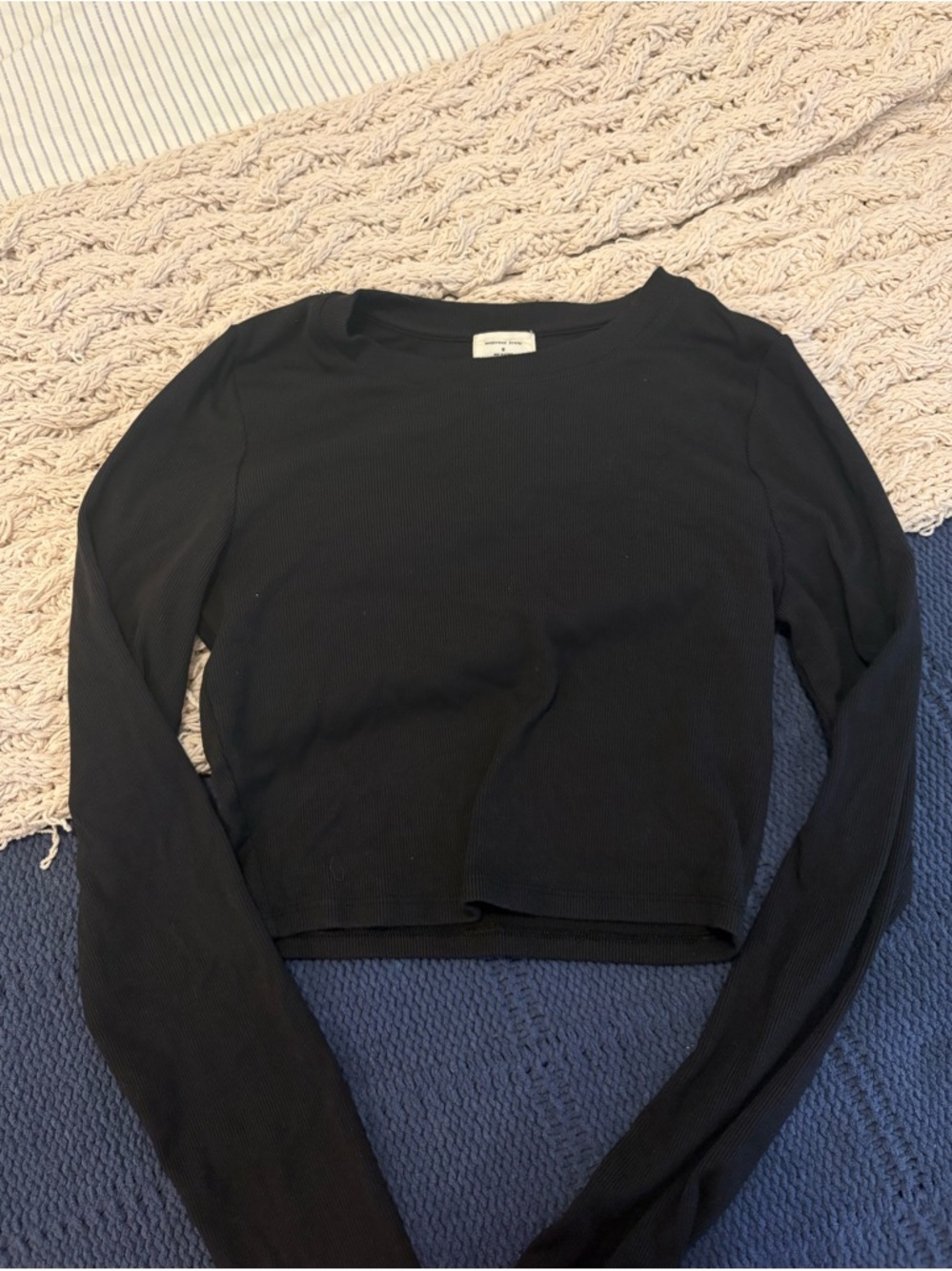 Wilfred Black Ribbed Long-Sleeve Crop Top